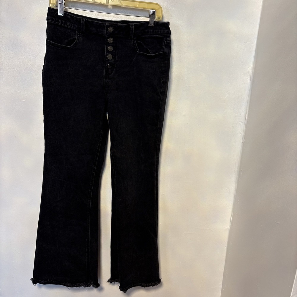 Maurices High-Rise Jeans Women 10 SHORT Black FLARE Stretch Denim Classic Style